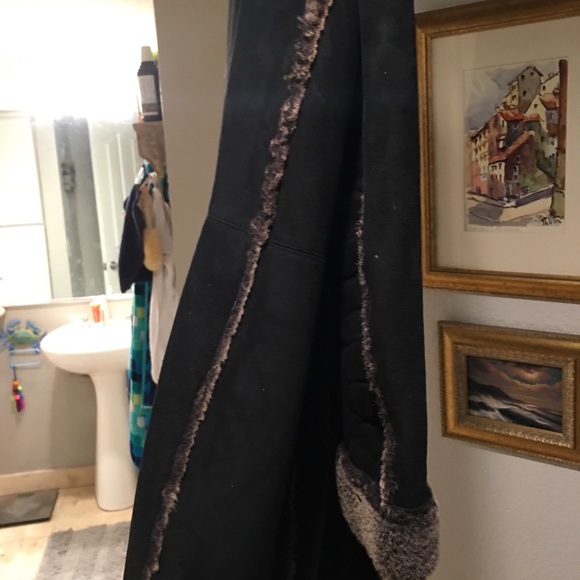 Price Drop‼️🐑 Gorgeous 🐑 Shearling Coat‼️ - Picture 7 of 8